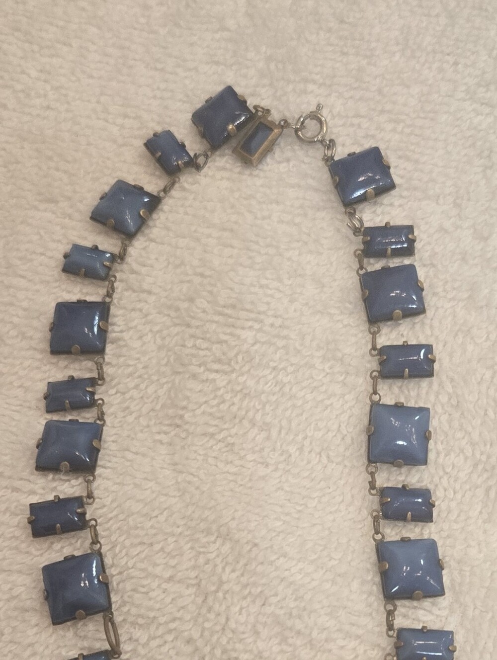 Vintage Coro Moonglow Choker Length Necklace - Picture 5 of 5